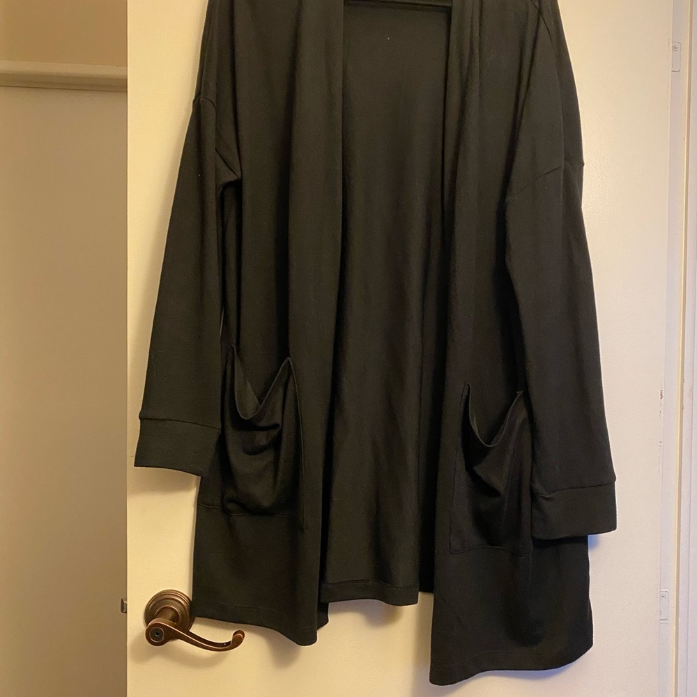 Sanctuary Black Open Front Cardigan Size XL. In perfect condition.